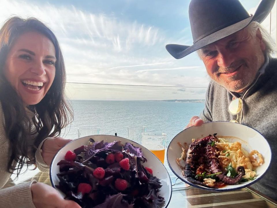 Jim Shockey and his girlfriend Serena.