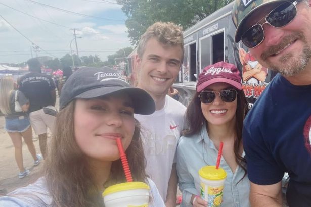 Dan Campbell's family selfie.