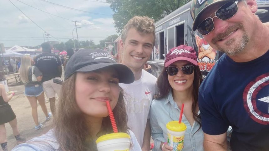 Dan Campbell's family selfie.