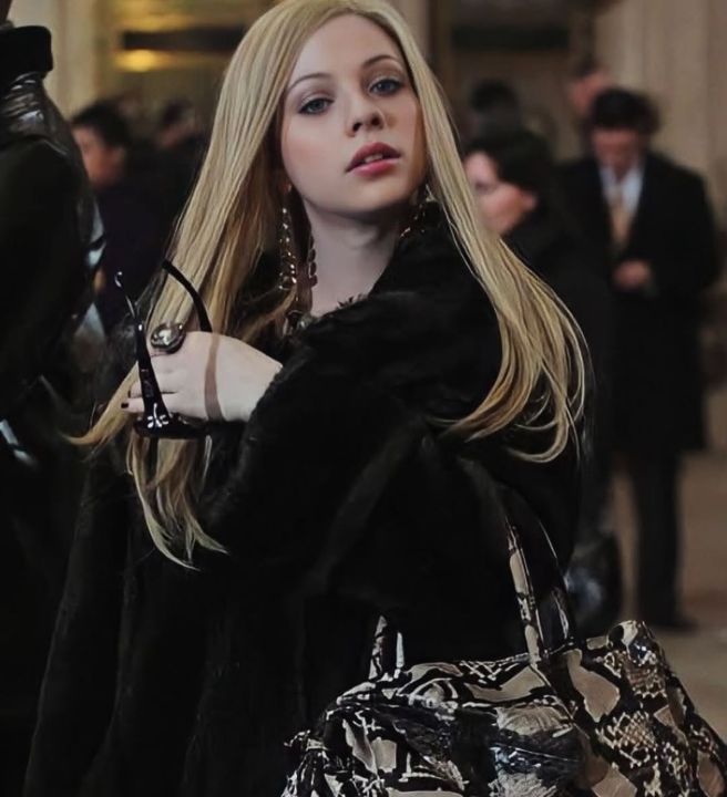 Michelle Trachtenberg’s $7 million net worth came from childhood commercials, breakout roles, recurring TV appearances, film salaries, and brand deals.