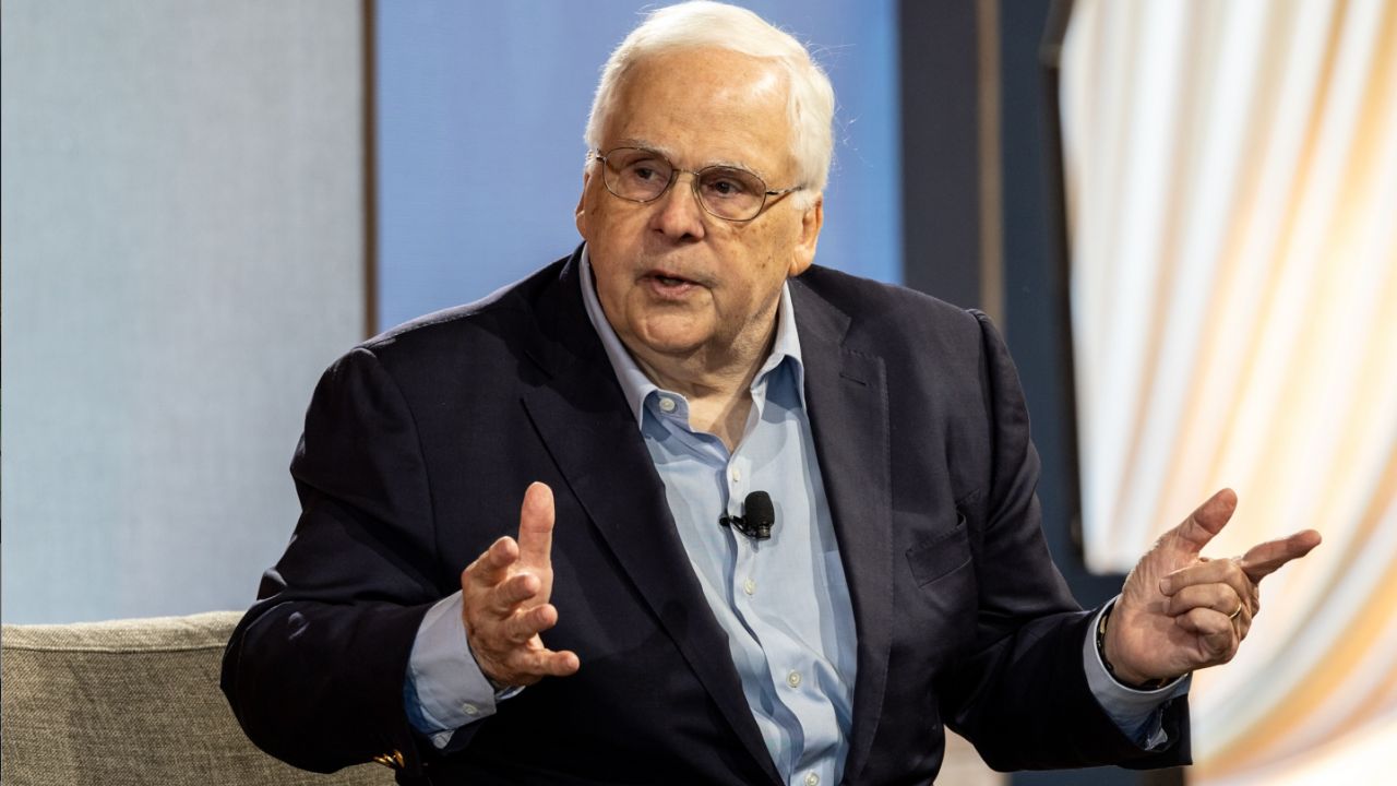 Fred Smith's net worth was estimated at $6 billion.
