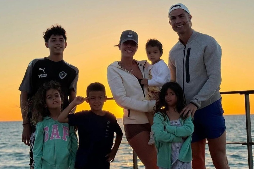 Georgina Rodriguez's 5 Kids: Names and Ages of Her Children