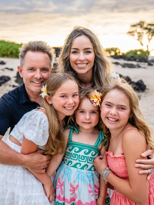 Chris Tomlin with his wife and three kids.