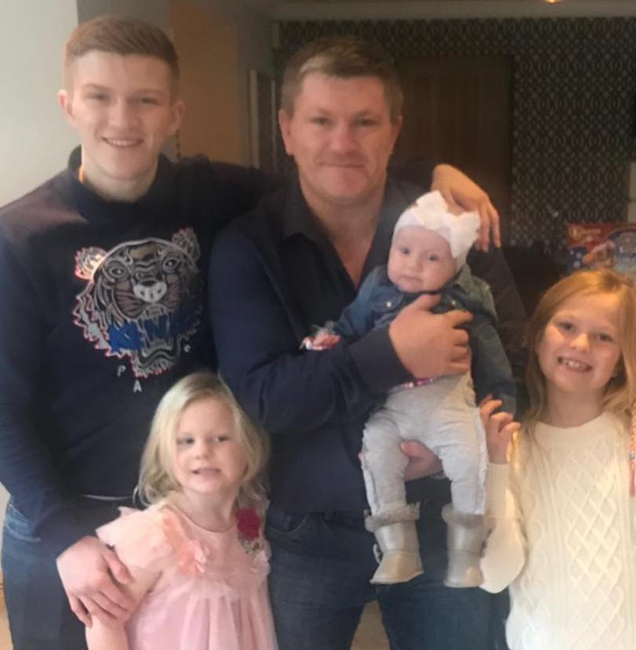 Ricky Hatton with his kids.