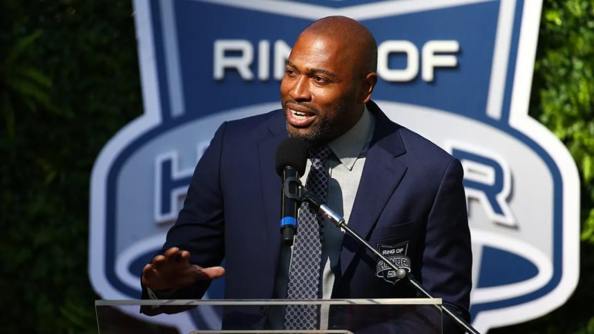 Shaun Alexander Net Worth: Career Earnings & Contract Detail