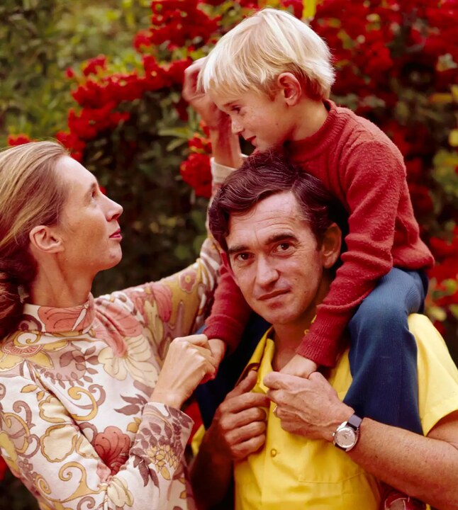 Jane Goodall with her first husband and son.