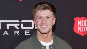 Is Robert Irwin Married? His Wife or Girlfriend, Explained