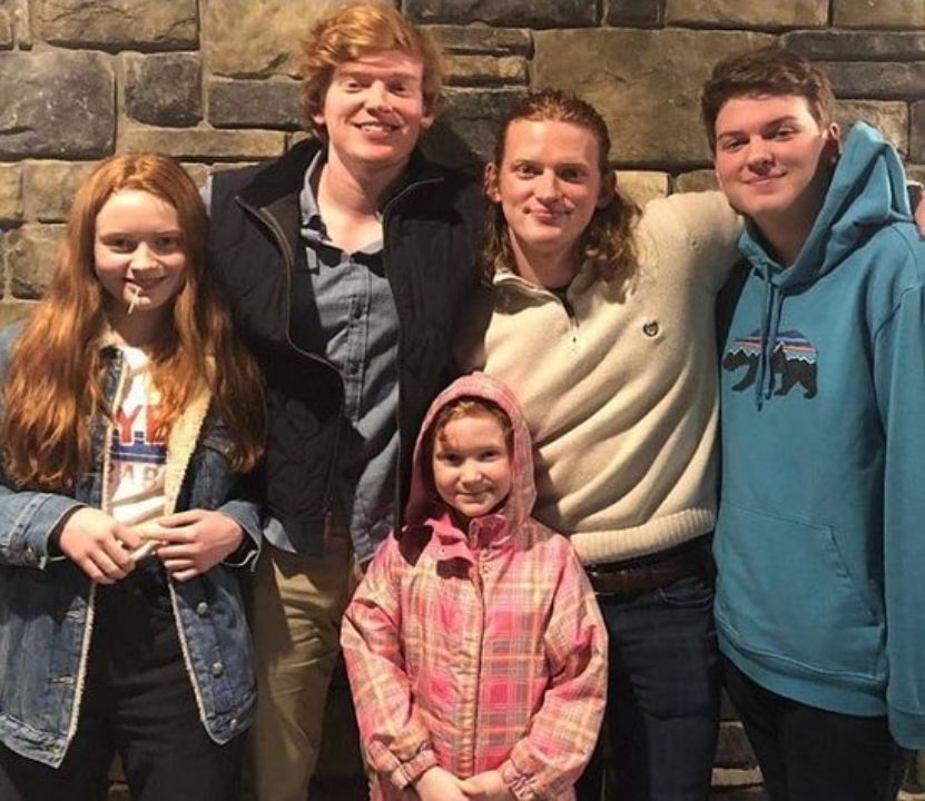 Sadie Sink with her siblings.