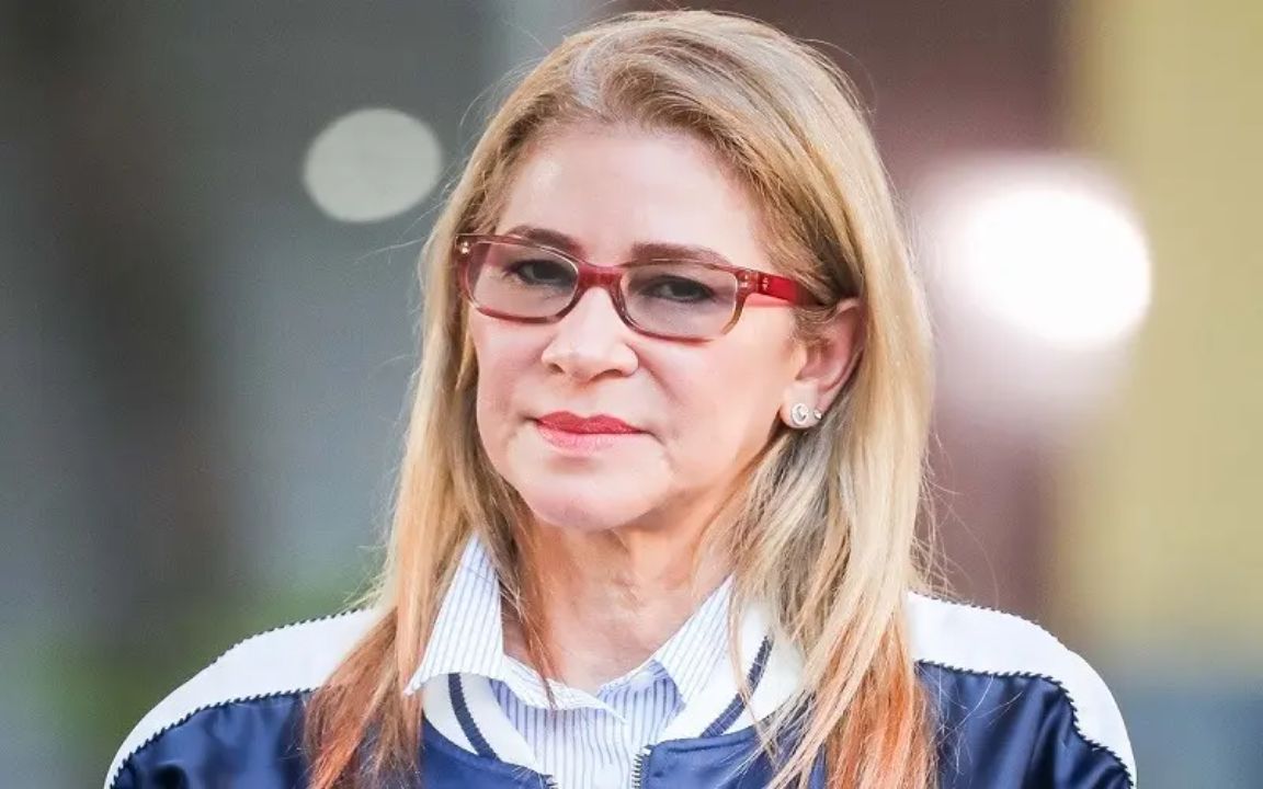 Cilia Flores' net worth is estimated at $2 million to $5 million in 2025.
