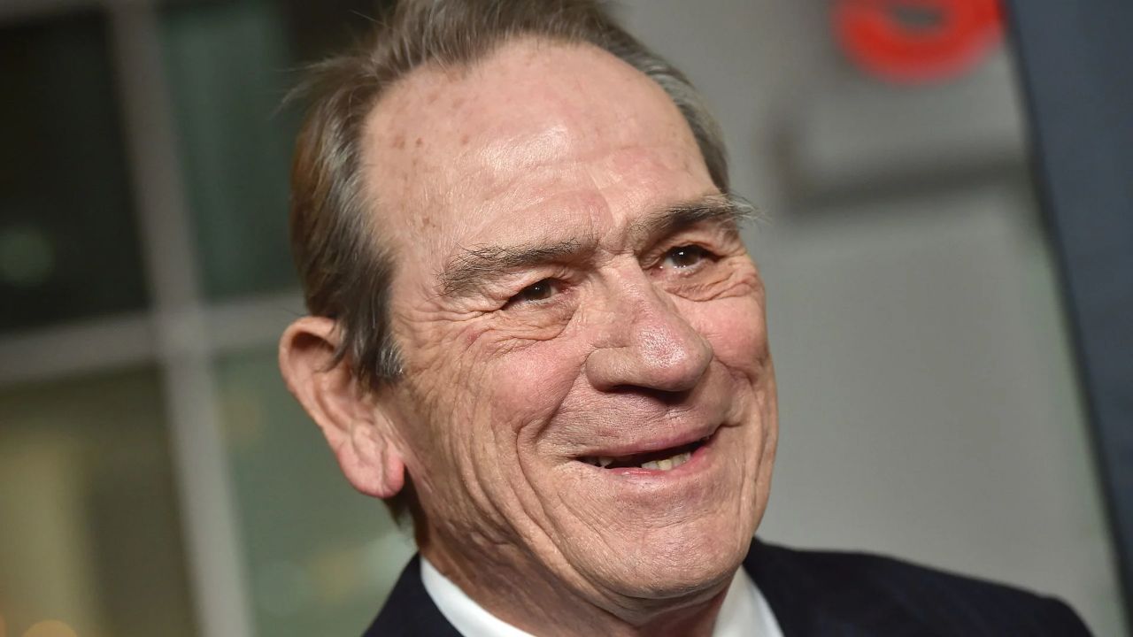 Tommy Lee Jones' net worth is estimated at $100 million.