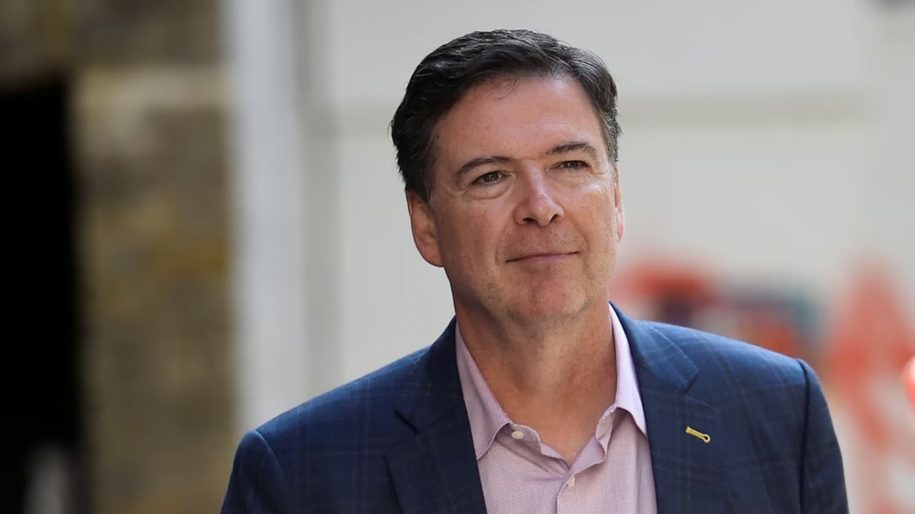 Politics: Is James Comey a Democrat or a Republican?